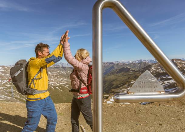 /media/allegati/00/449/ci/images/love-is-in-the-alps-2220x1300-c-610x435-2.jpg